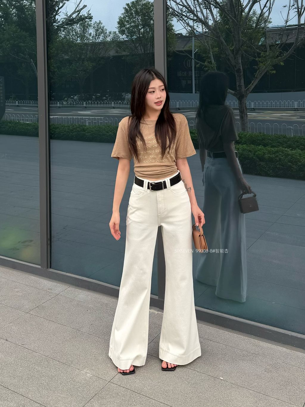 70637d3586b5a6fd31dded5263ebd6a6