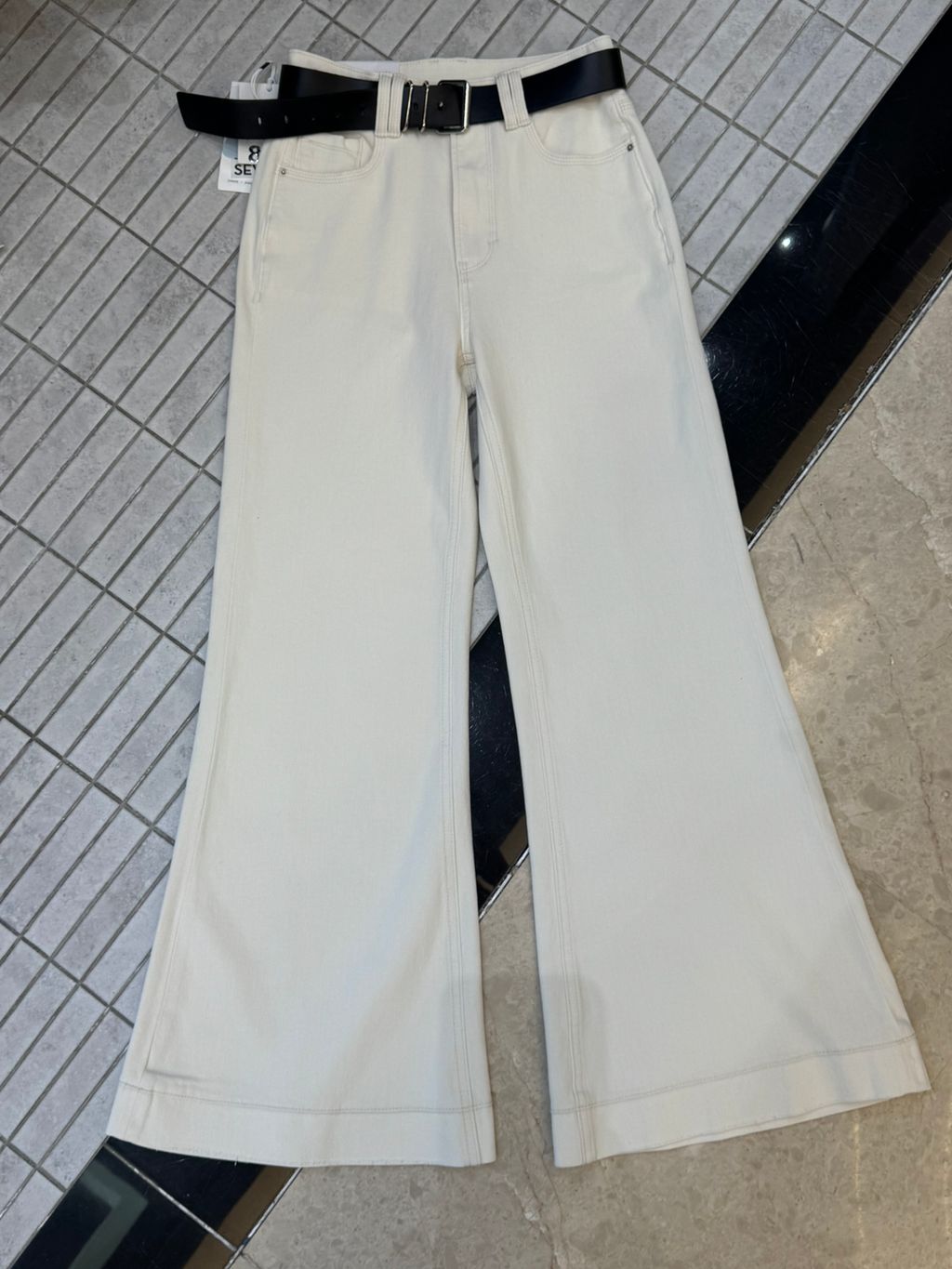 4270058875bfdfa6abb14f0a986c3ff8