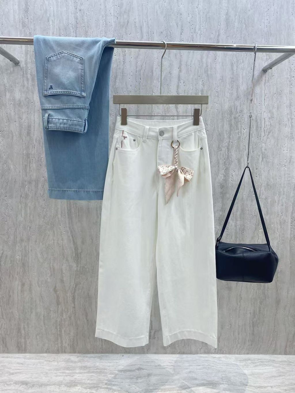 cd7e05fd5297d9c6e2bd215d18120344