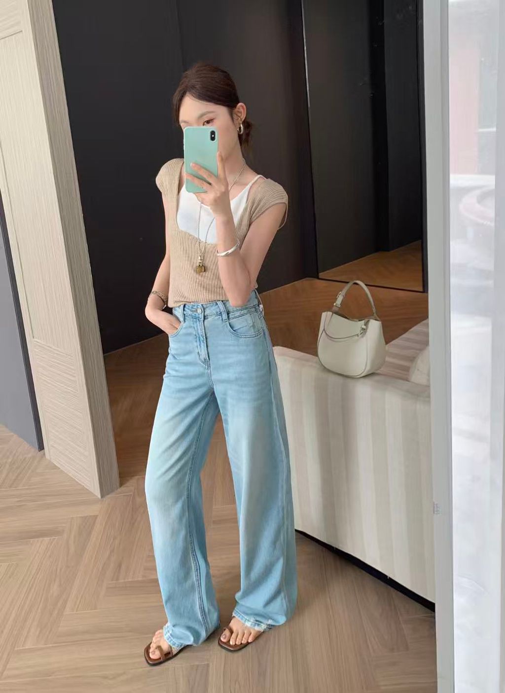 3744c9d8a2d9fc520c2b096643b07b04