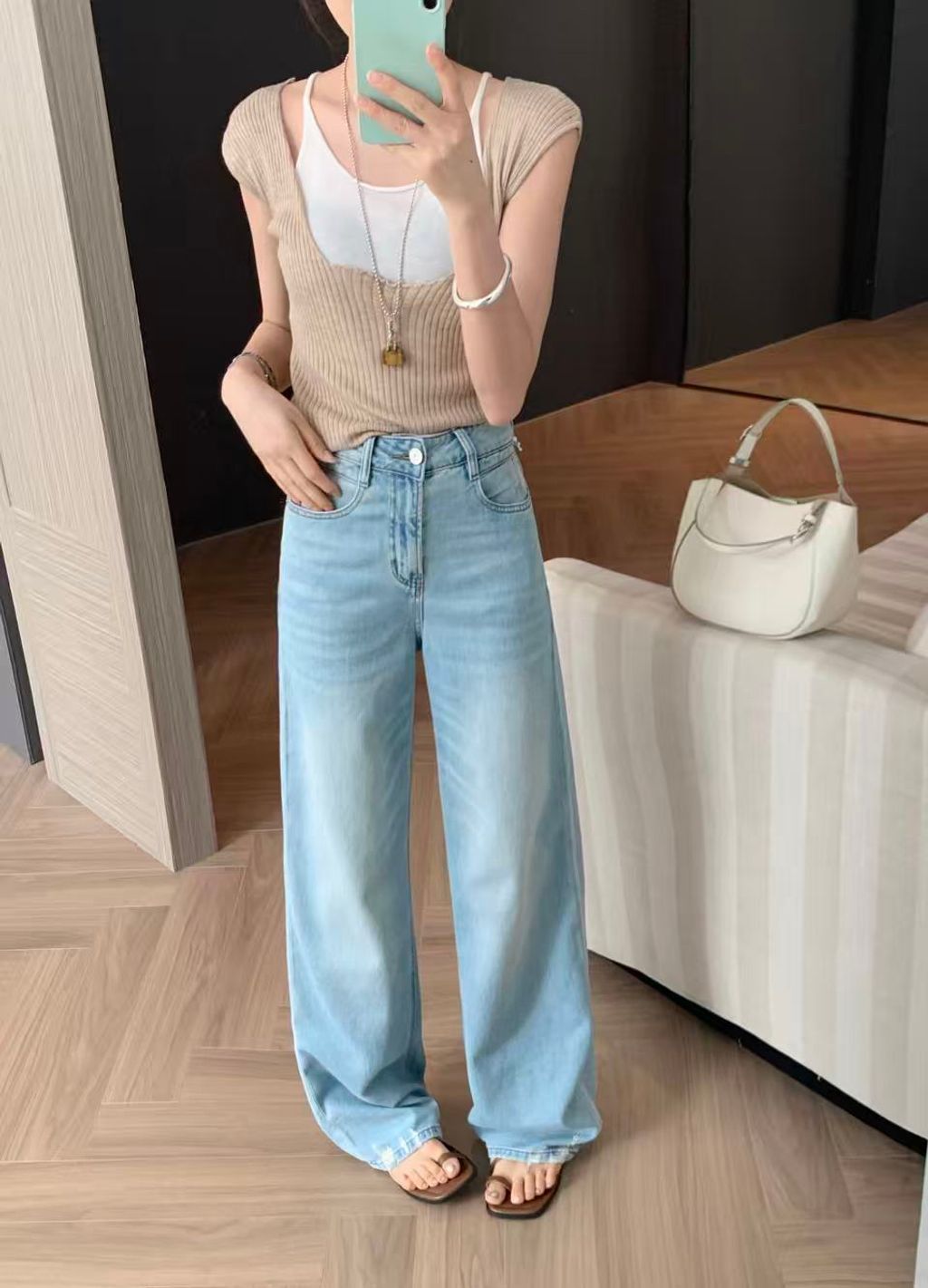 e9f0a3fb619c1c92115a70b3a0a7dce9