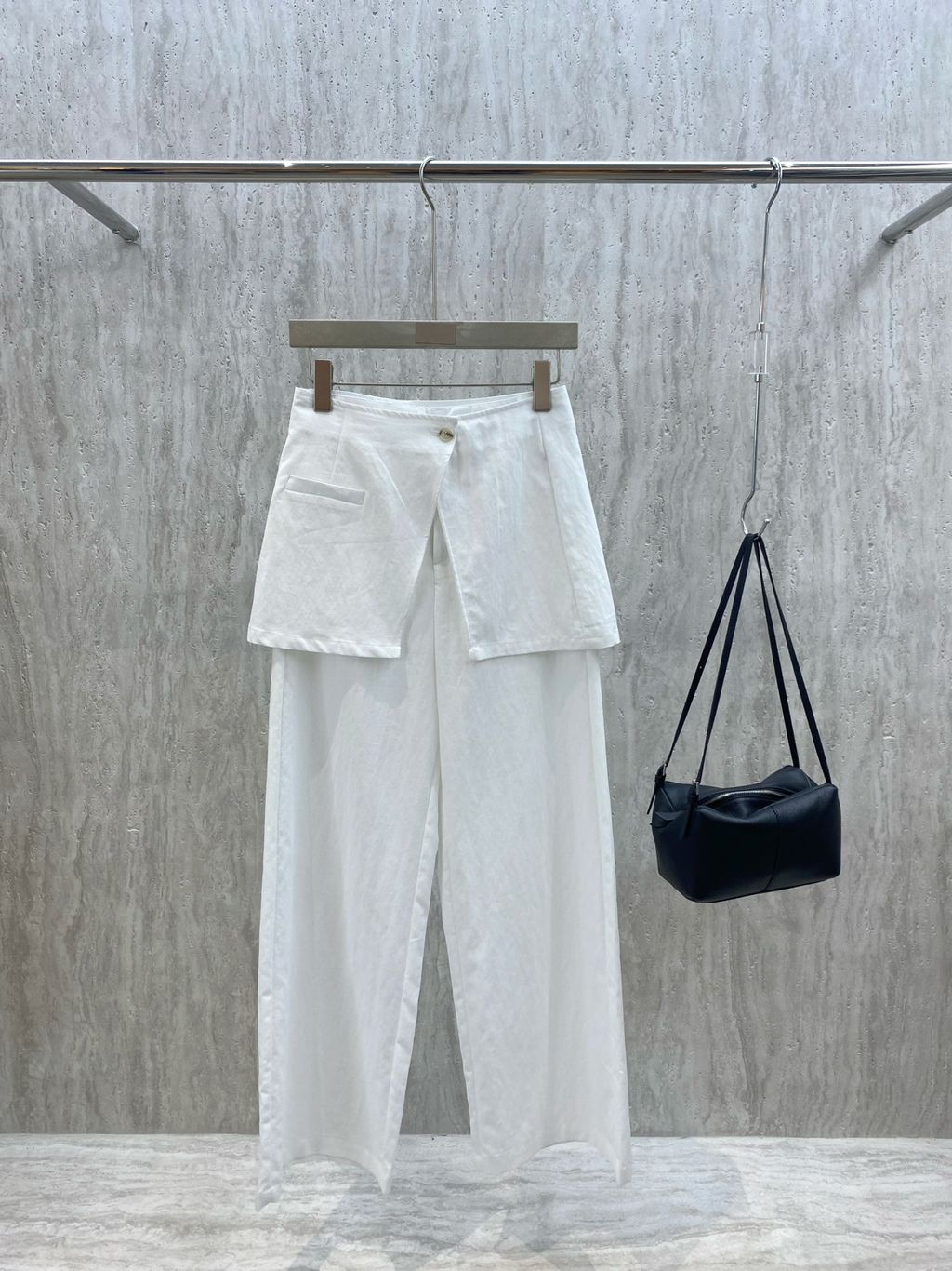 b082d91b27184055bb1a5183ecf9530f