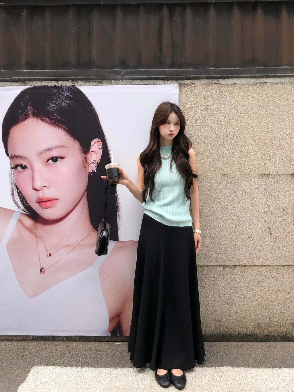 51f156f74cede45f9b7d694ca25d2e49