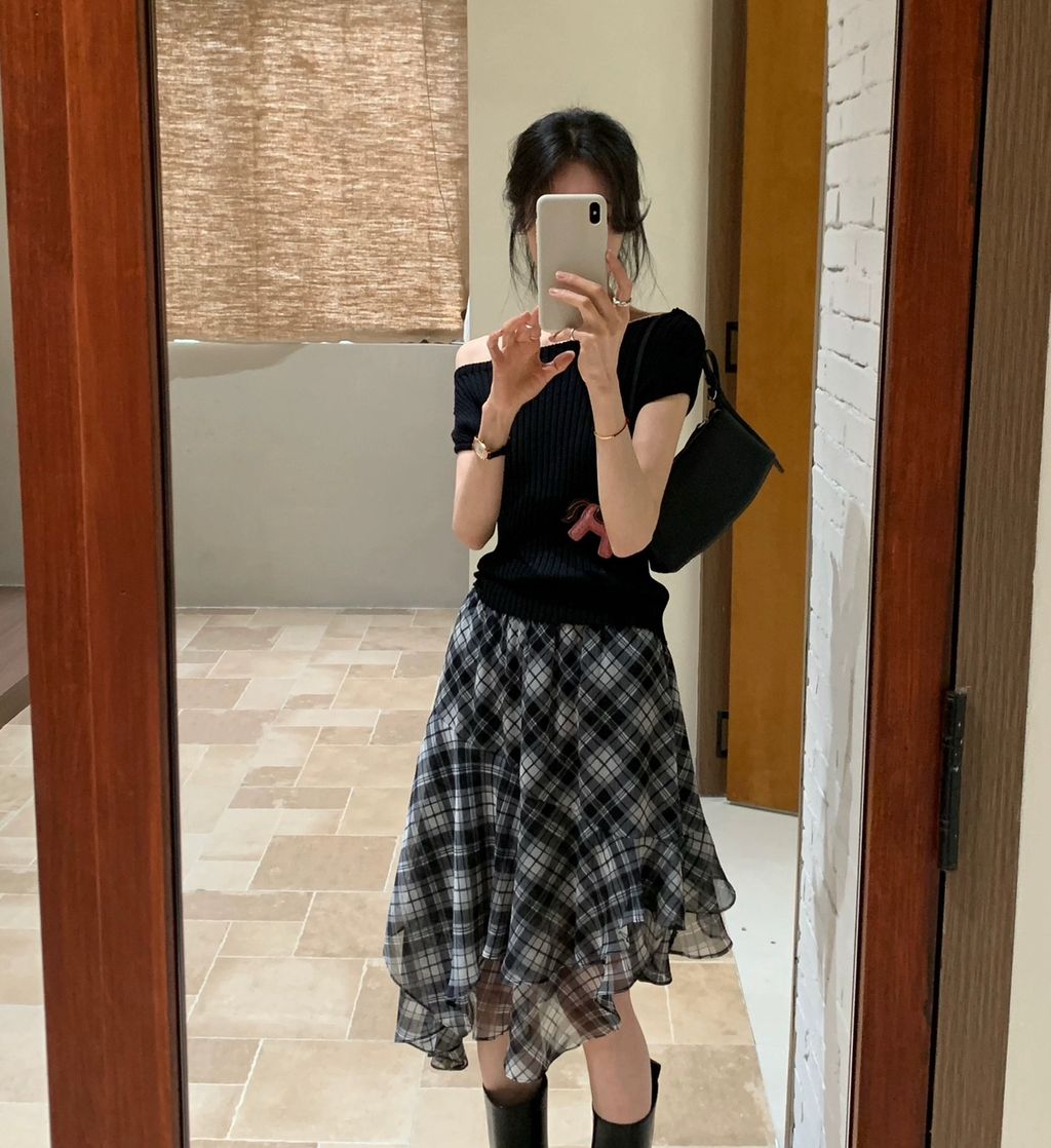 6a808d87b148dd0c75bf432d26a62172