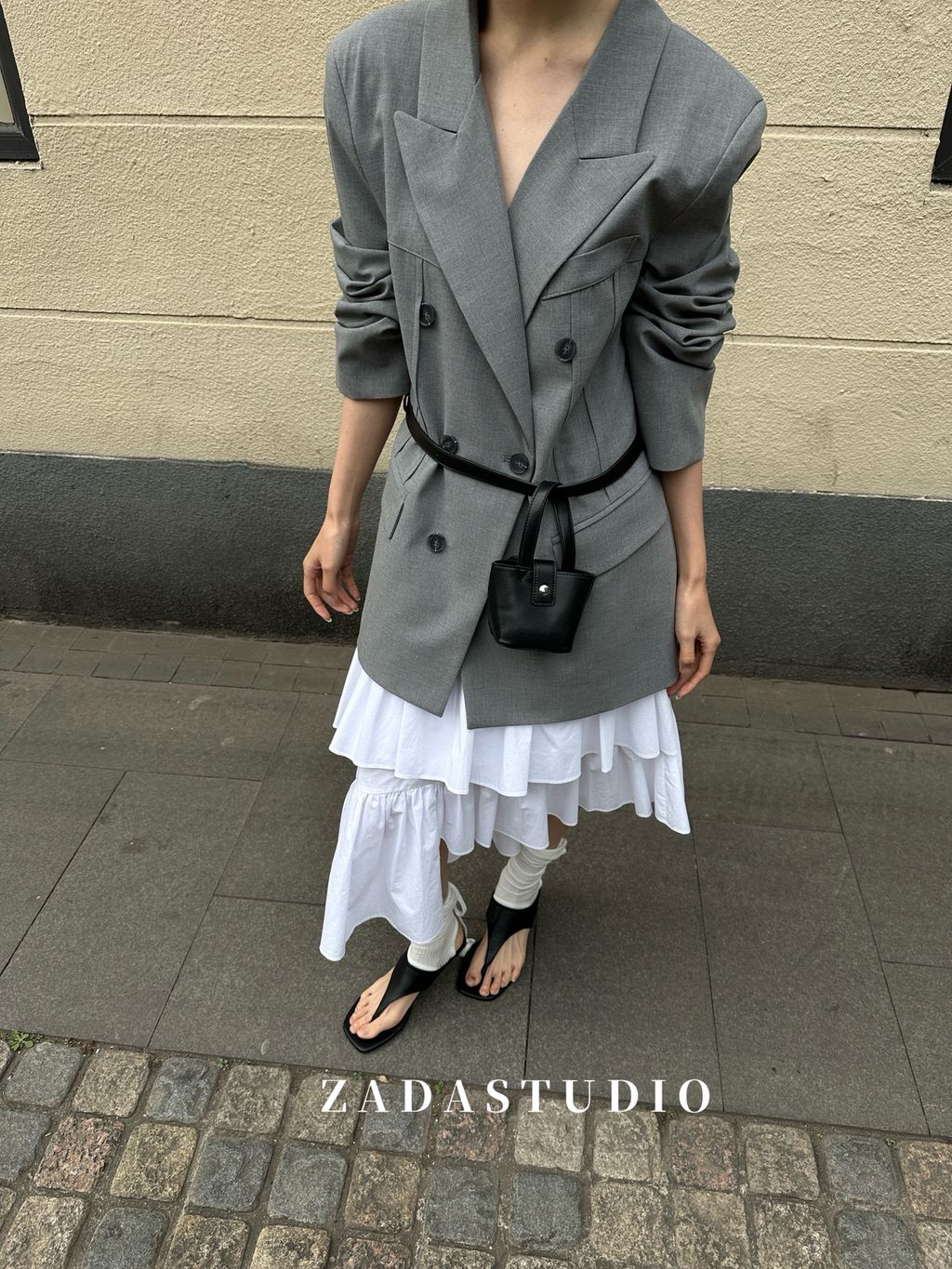 9a196b482a3180a15ff403a9dd33f068