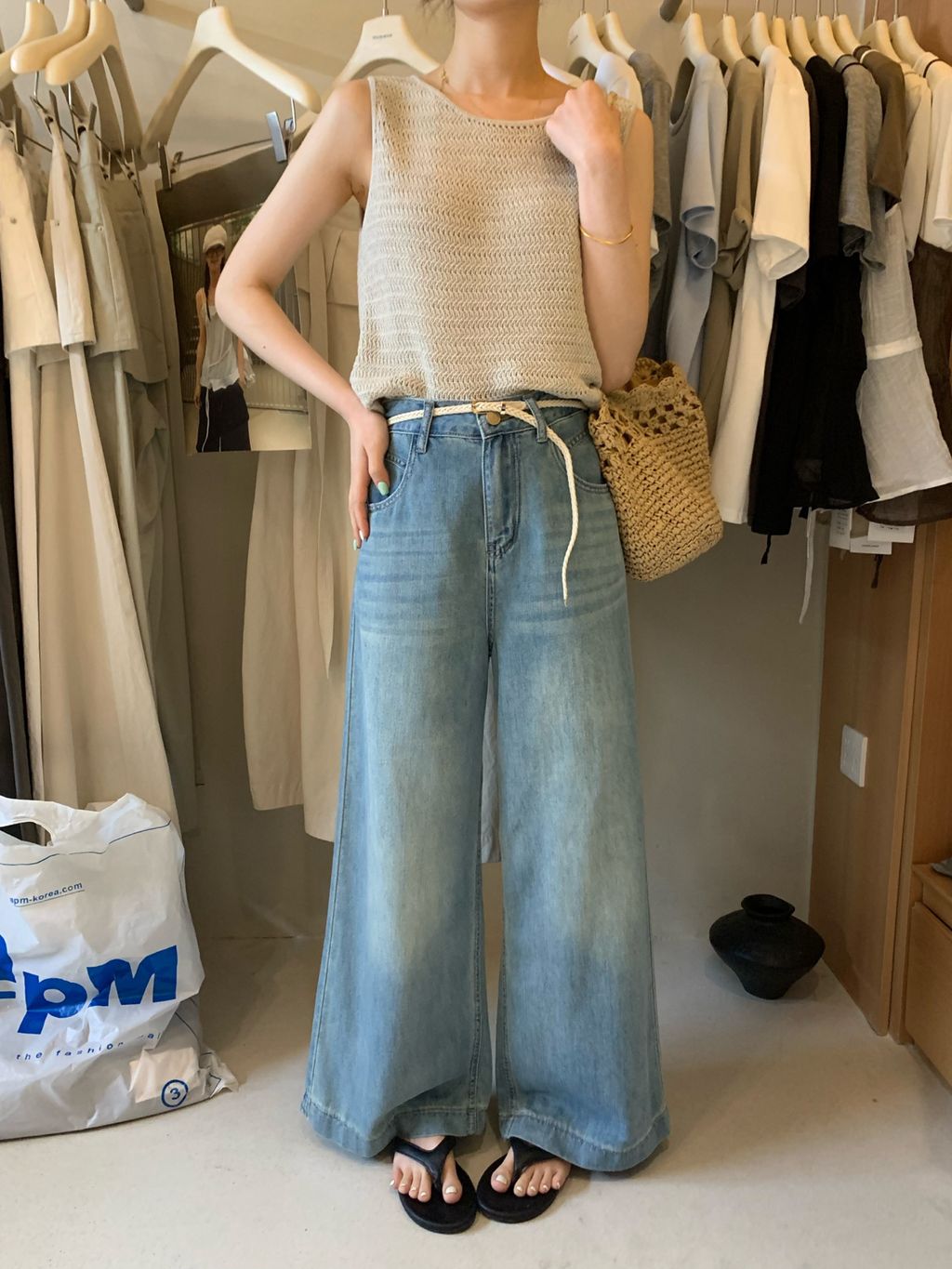 764ade1a06937b3409fabae4a9199369