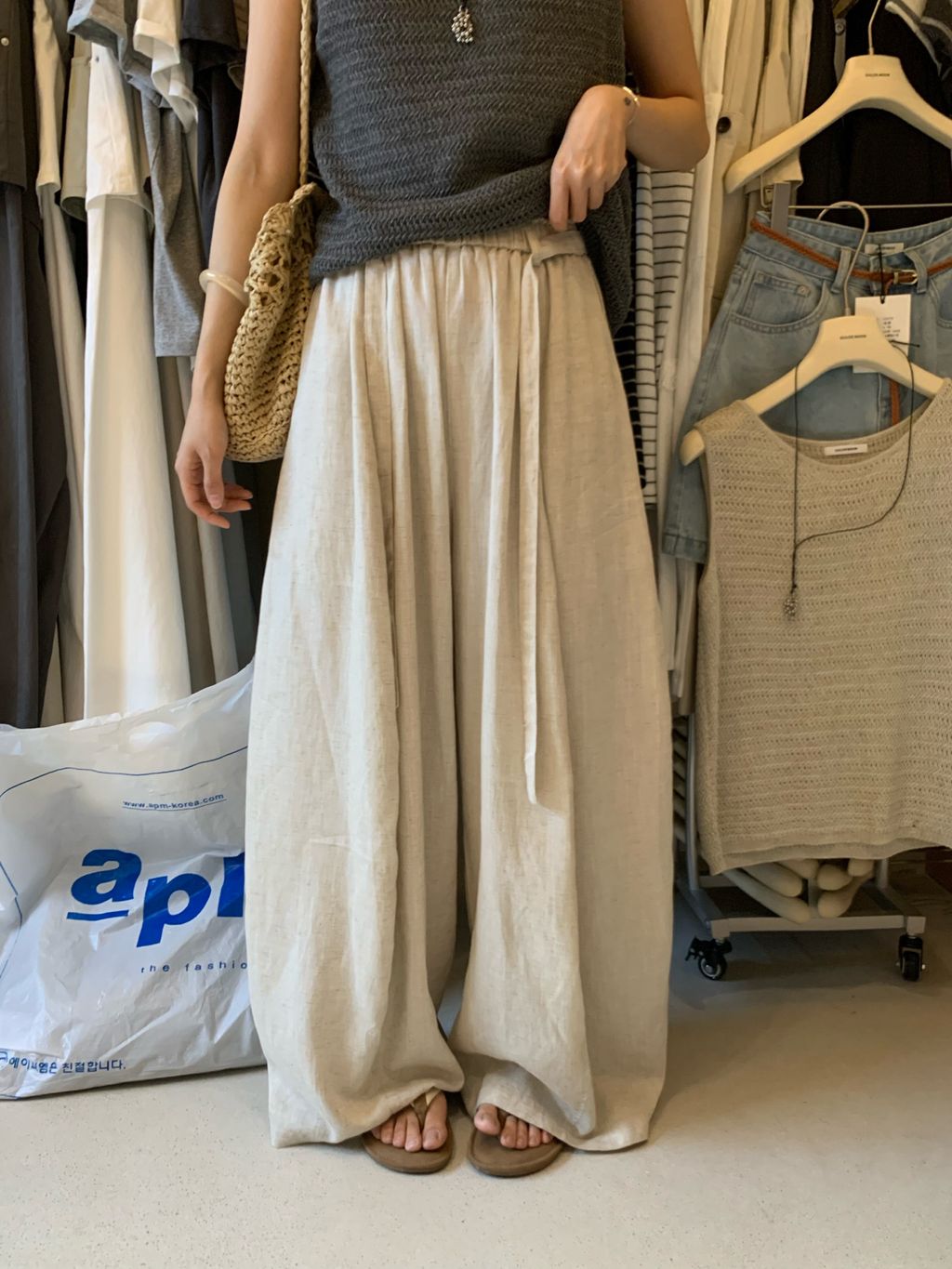 81a34e7161f0b6d8255ba8189f7ae780