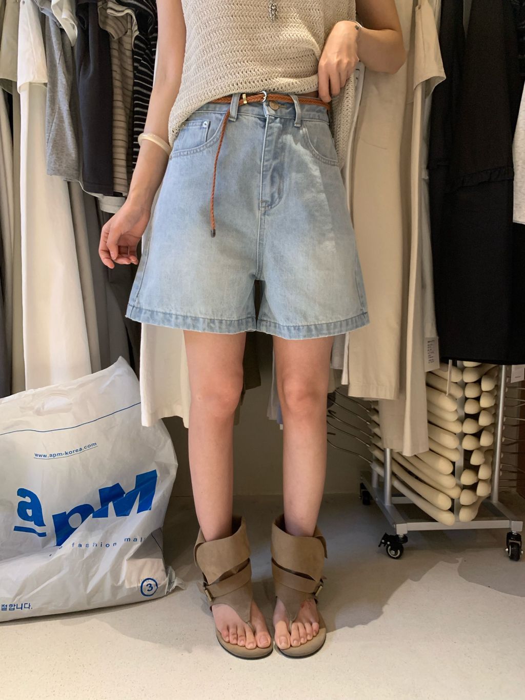 5617139b857f706438fdd194fa8556d8