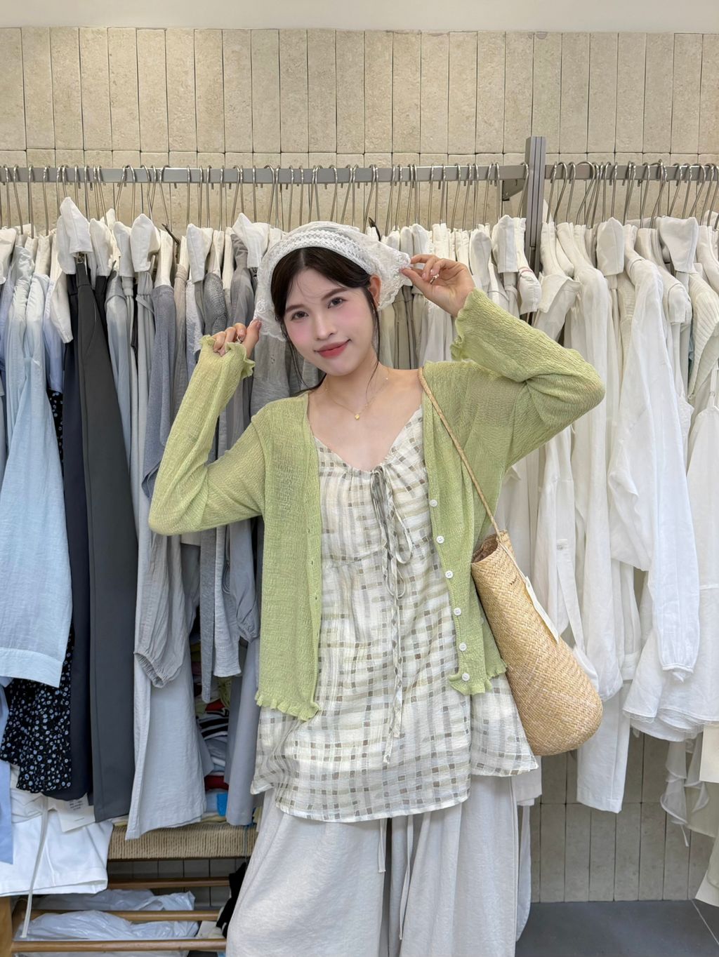 b04463e279bd83e8a24e652ee4690670