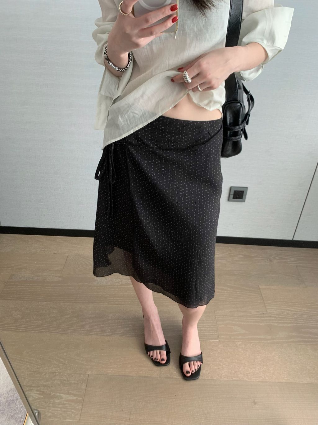 c1a27a217eb23be33ea85e405d7f92a9