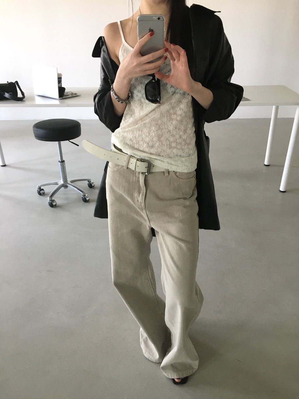 978597dc03e1f28cafb7a133ebbf8b54