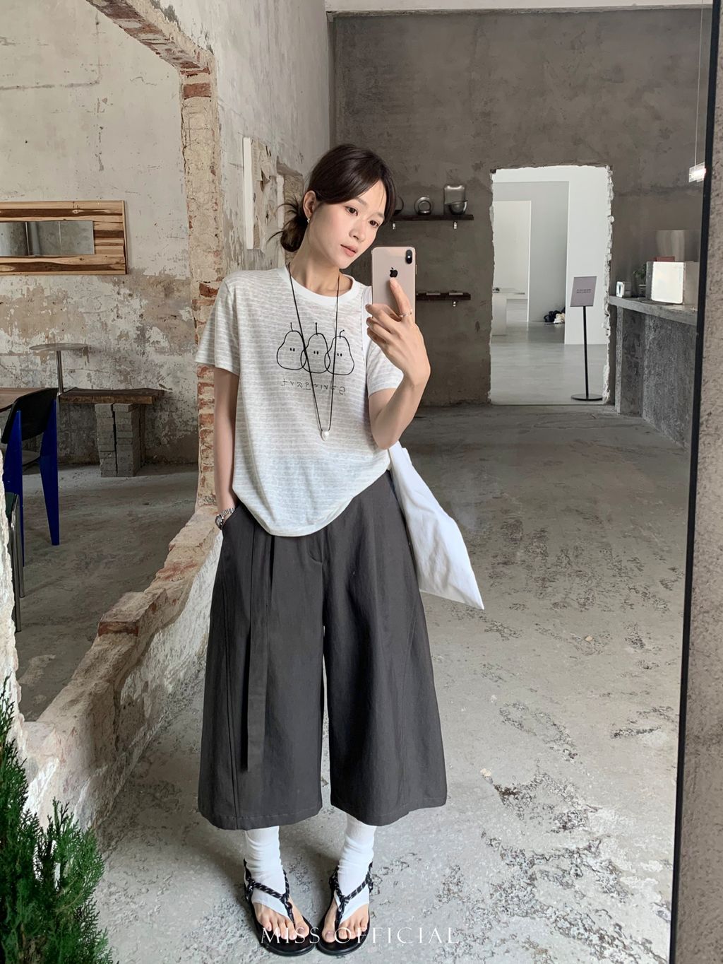 6ce322b971b9a8135f62004b550bda55