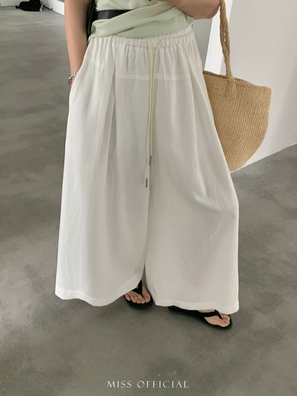 24532926b355b5e0c9de919f029f8d28