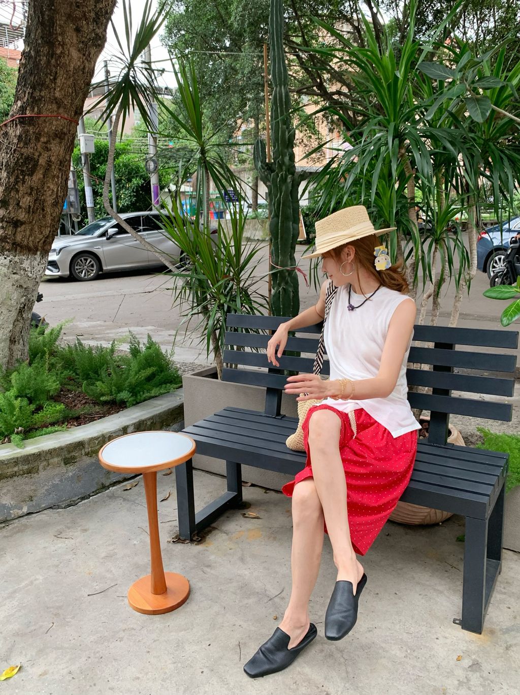 98884be4e8f94f59615f52d8e88d503a