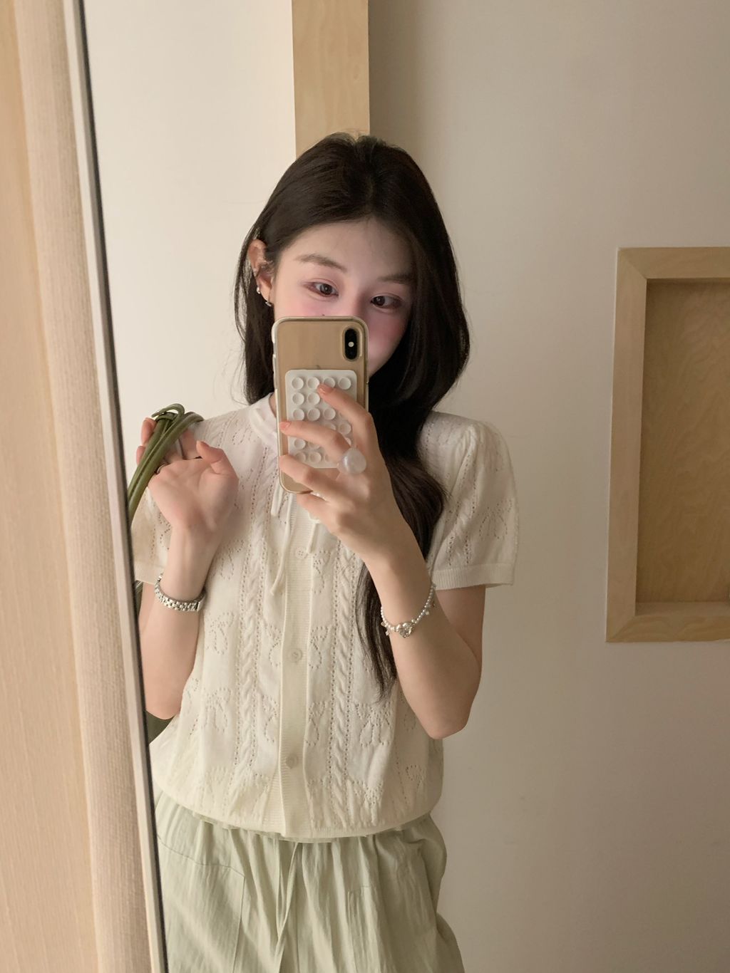 702027ea5fcc0404bdf174c6cbd9e853