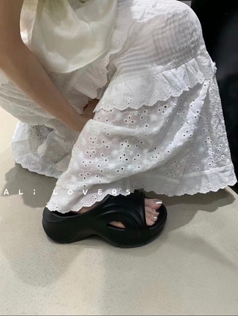 8c791ff7c8f9586a52418ba8d5b6700a