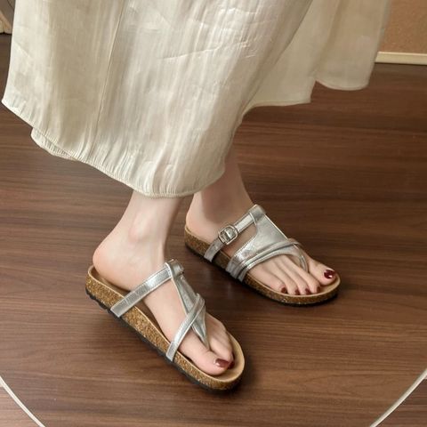 ca654187d730bb4808efaee8994a95e2