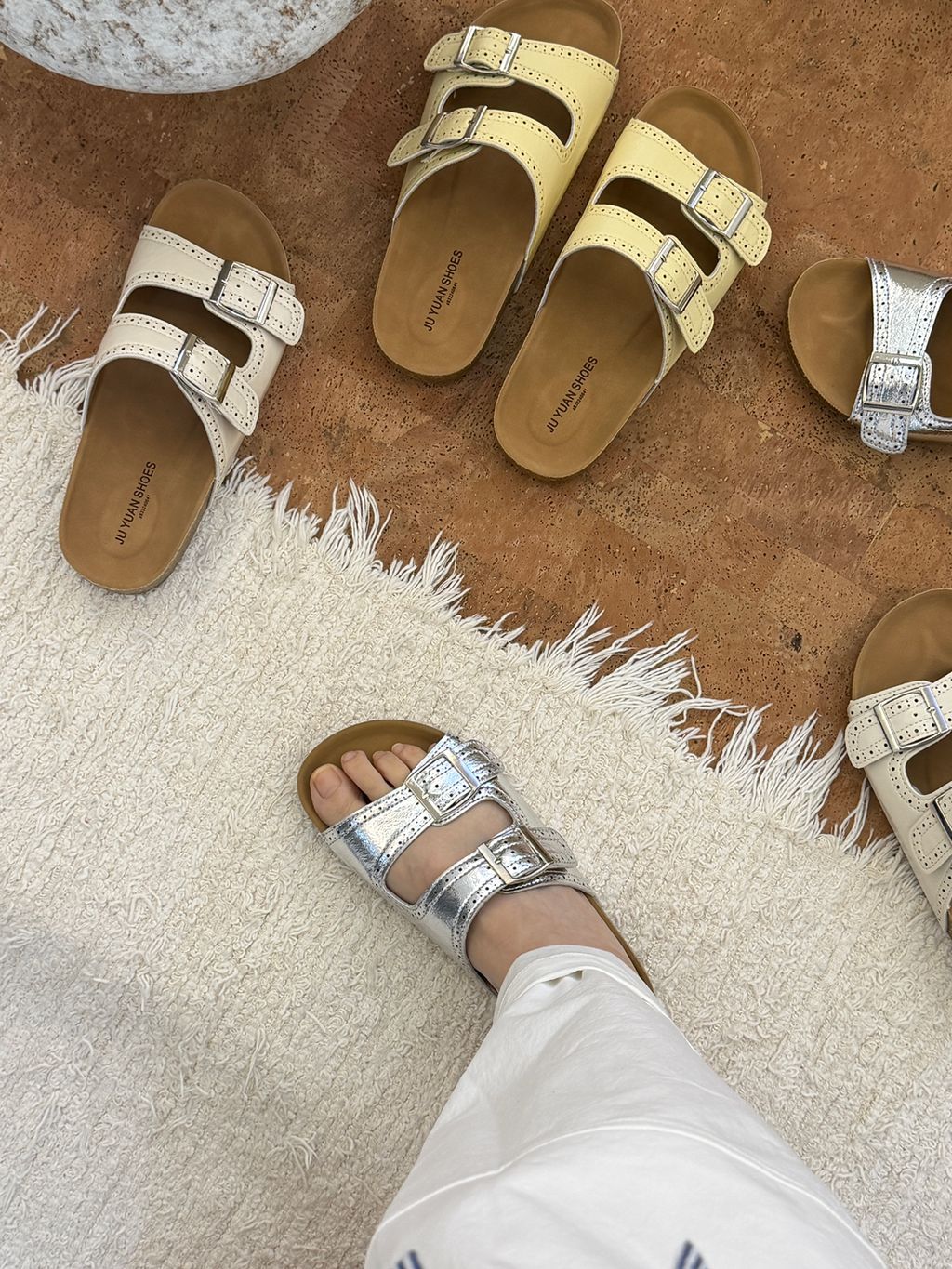 16e0f7fa3a199bd52e2efd47b6957d27