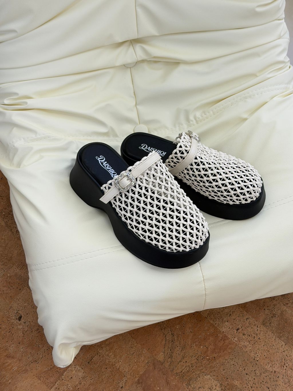 06bca4d6e60b1cd1f947a06efd258500