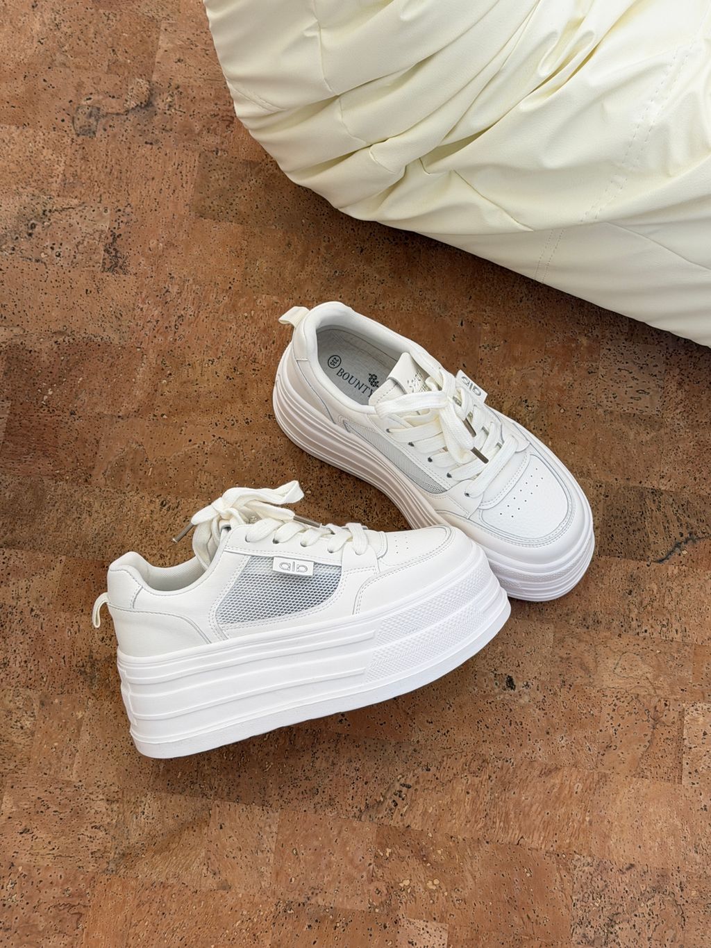 b3f41fb53bef2cf74e6faa69836fbd76