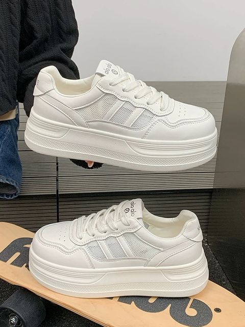 c56eaba2bc4130807233d18eabbe2676