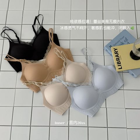 b106fc8e332419876cf4f720ef535446