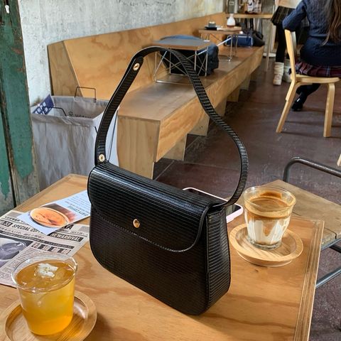 0f6e6789f2524fe6a587084282e1f952