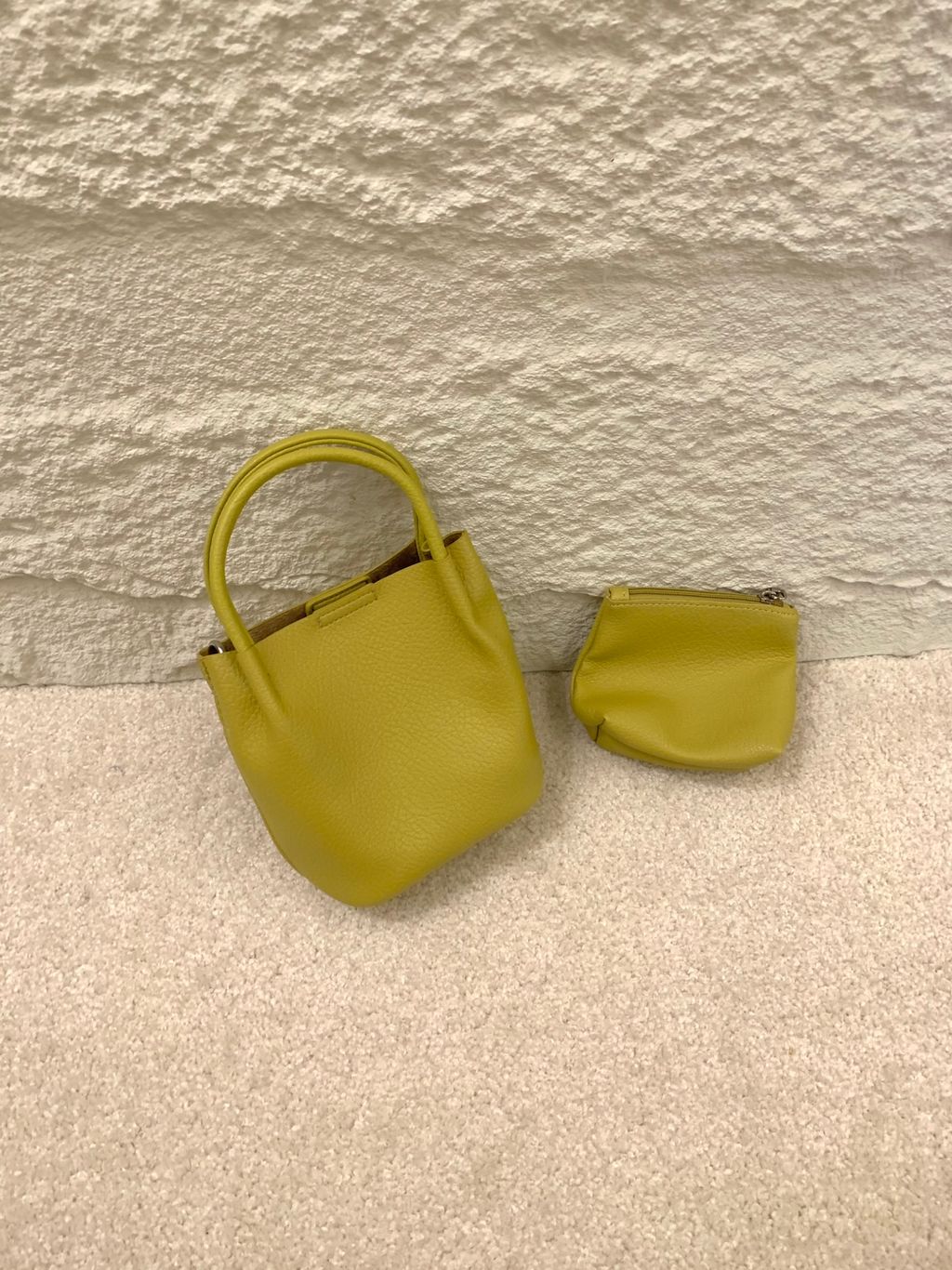 241598aac70b4d3c22457c01ab0087b1