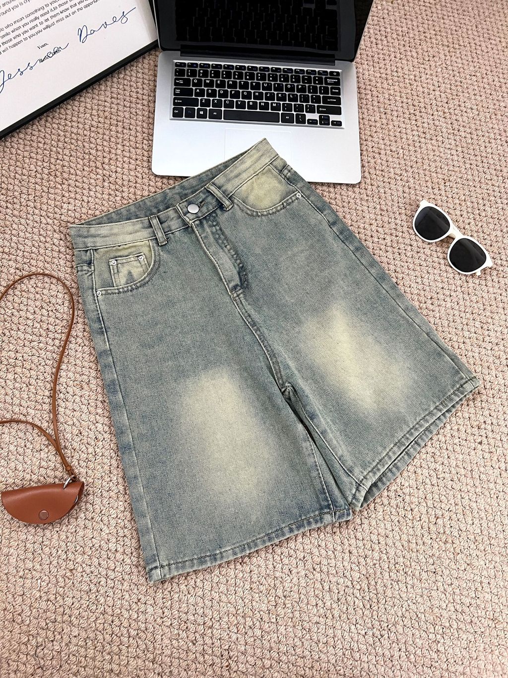 d825818a82b0b8b2828838a8fb25c551