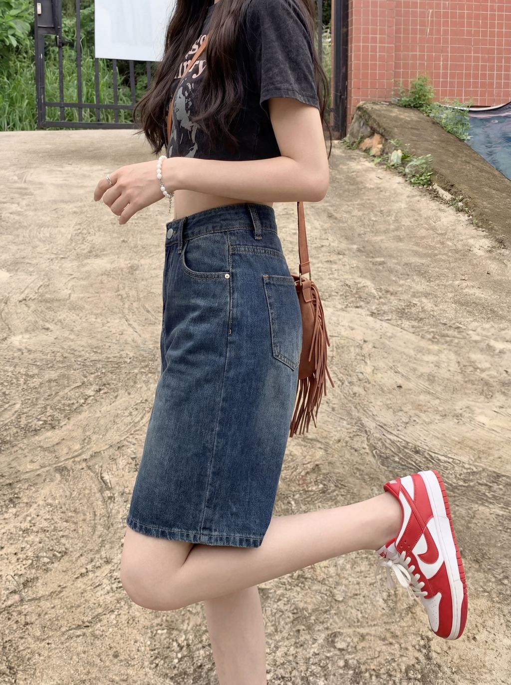 5b2fb7a51850684fcdede00d20a957f5