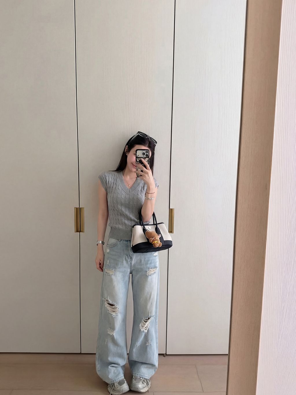 45f91b1cfef30b265a3d1e7e553f327d