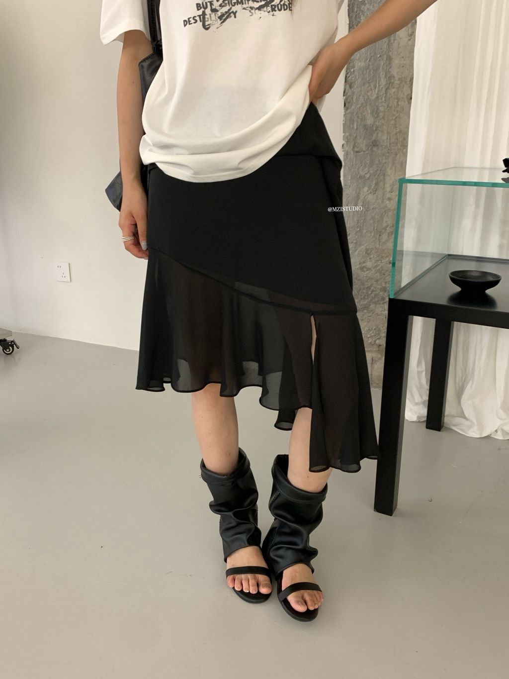 12069ec3ec900e33f438c24a3661990b