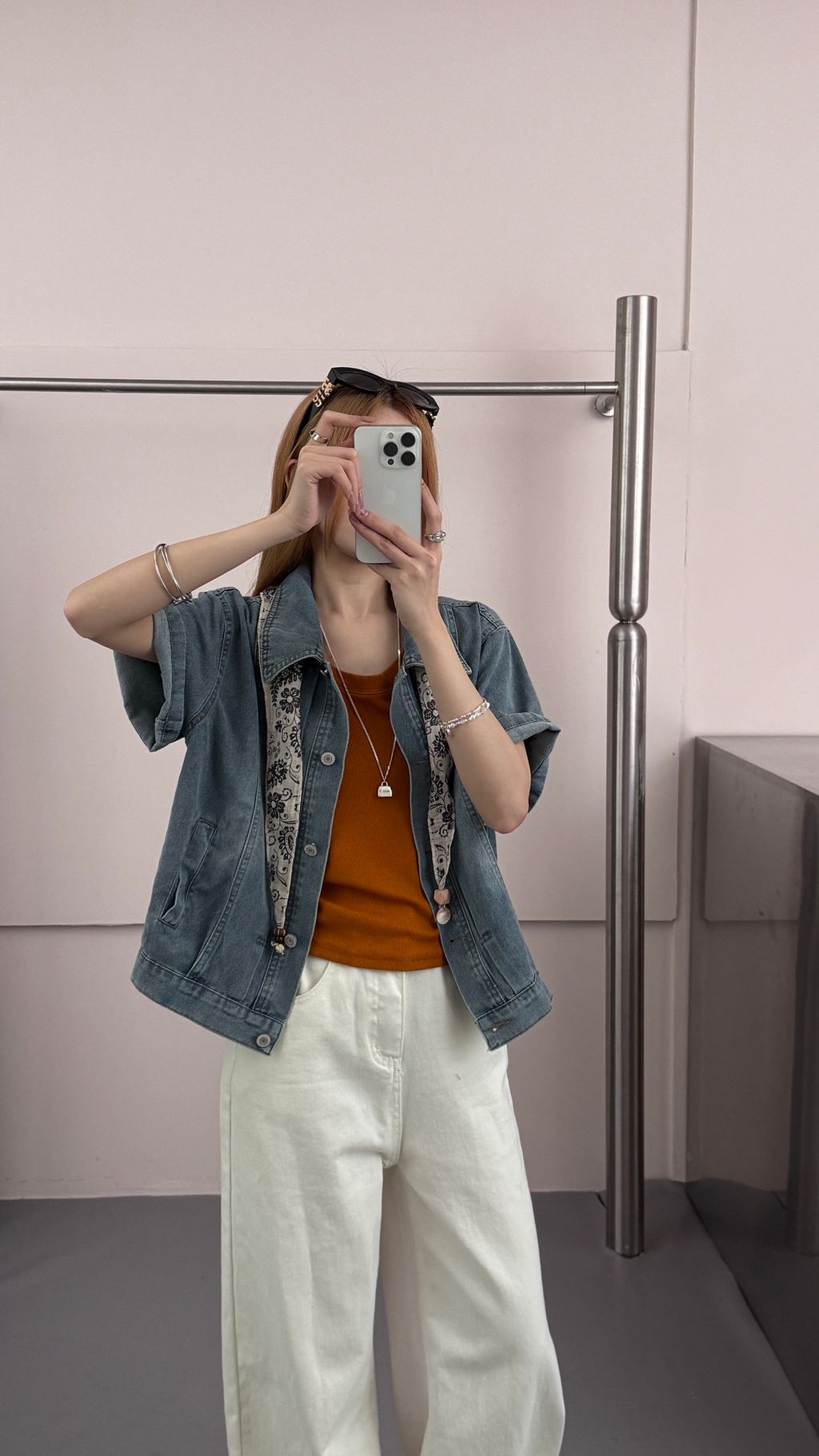 21bae6082d6b6f3d5ffb8474f27d5cc0