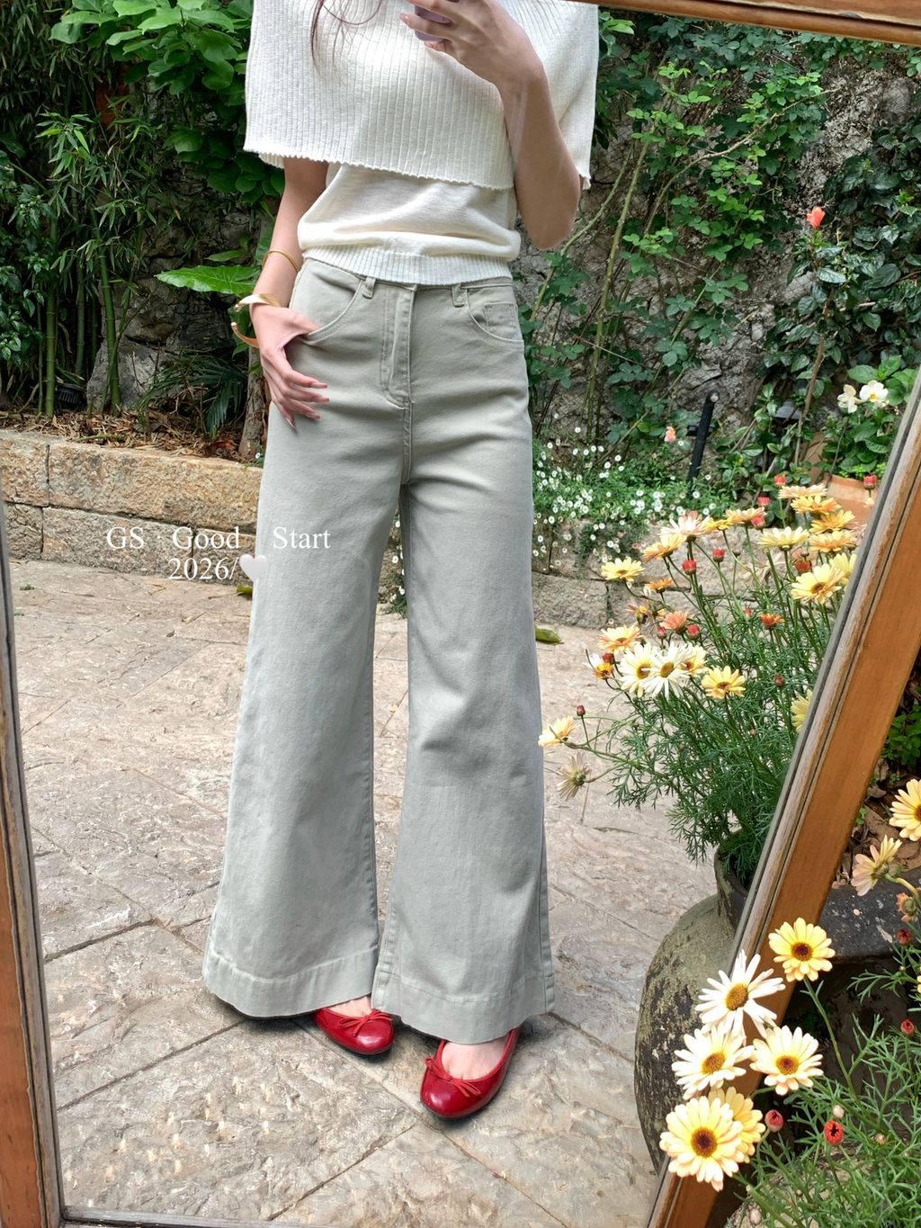 ed50a4205d614f6e0bdf287e3882ac35