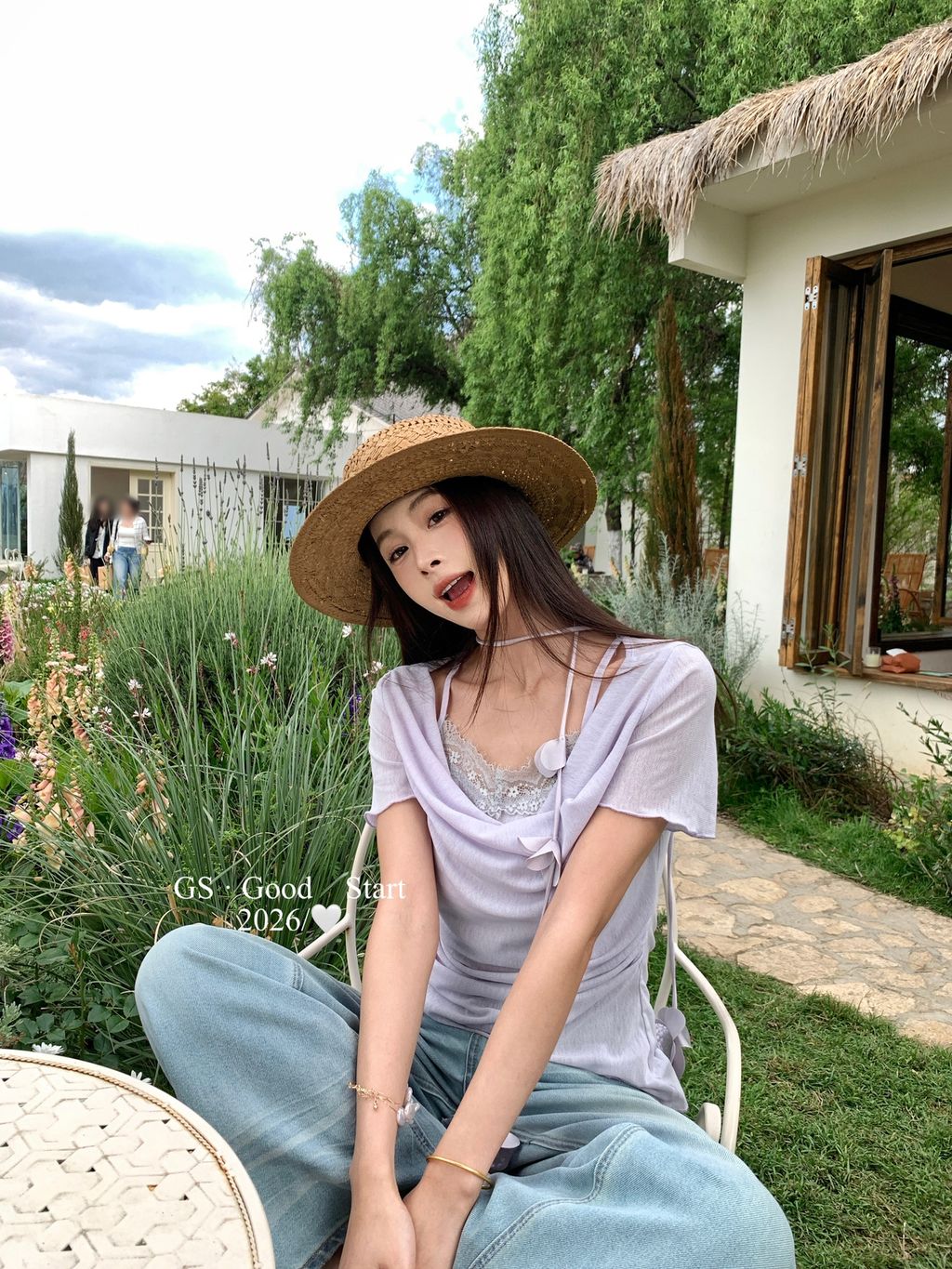 8f9f4e6889796ba9c4a723ac7fcf374b