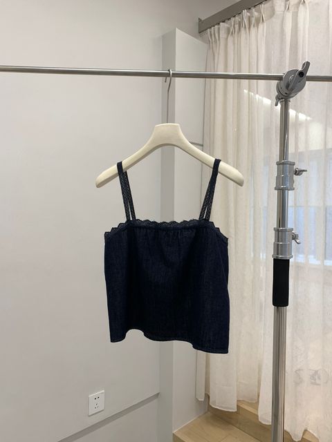 81f8d77466c9583680cfc14e72363bfa