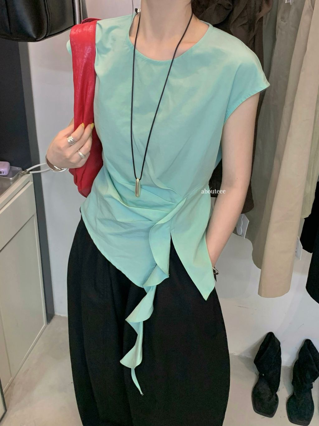 6ad89849410e1f3360b59a29350f6ef8