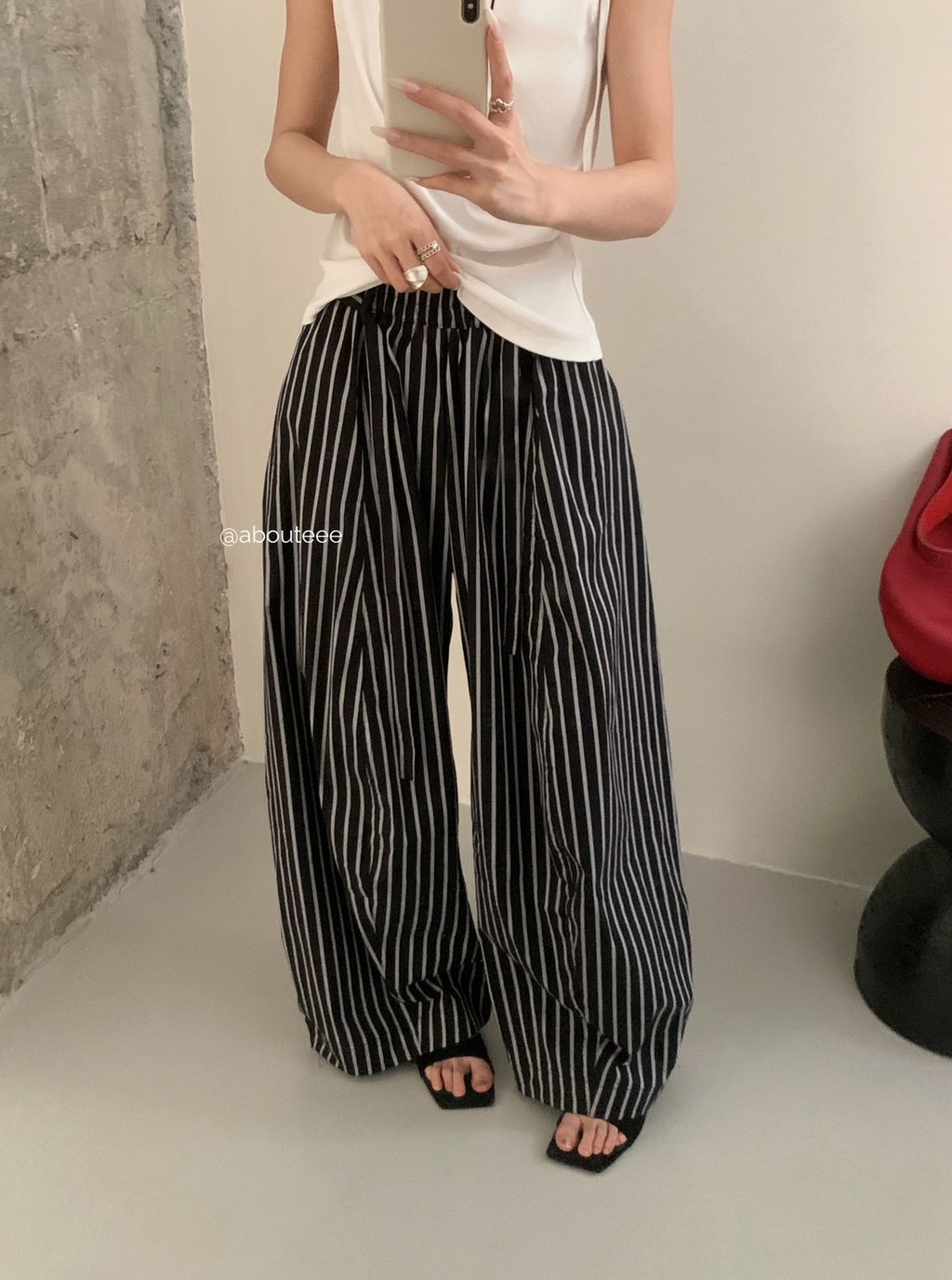 4bb3eb185ec27814a1f42f896be195f3