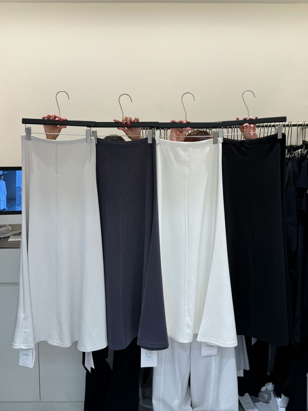 5aec40293e06402a37f21d8b70855fcd