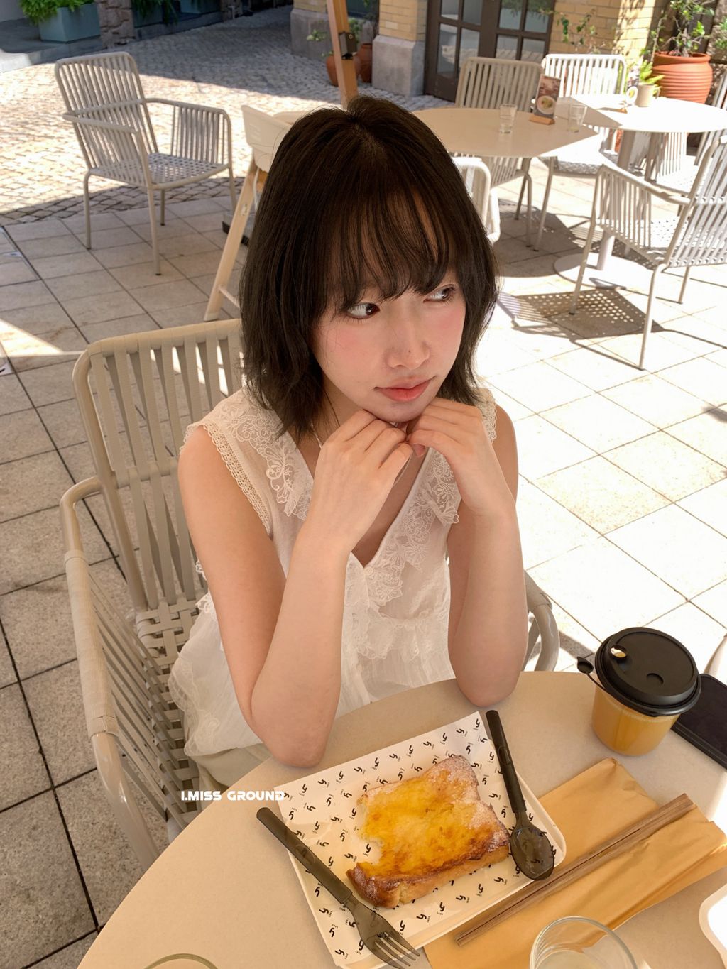 a1efb366f47744f746cb1d8bae909a4d