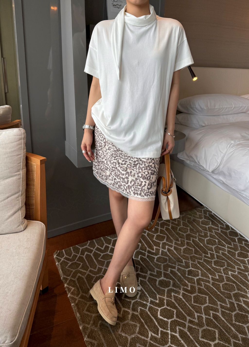 62a765d8a221bcf570d65f0151012c8c