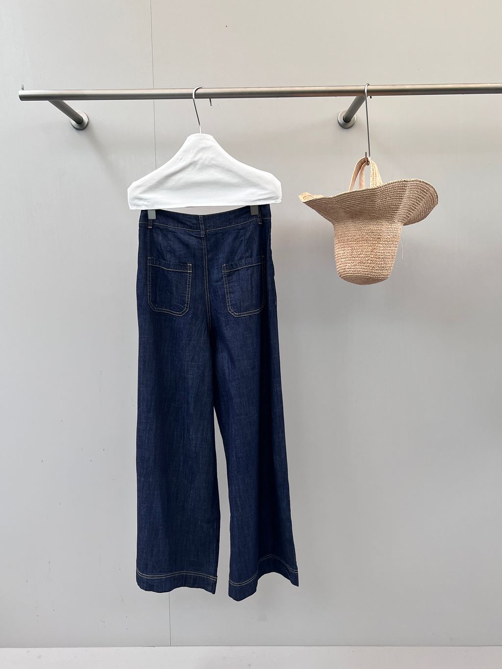 66abbb58127261b9015e2ec2f18c2430