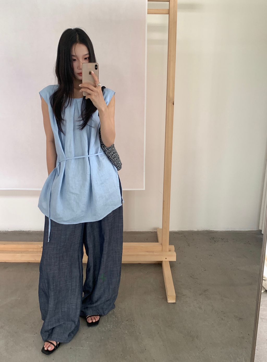 a4eac35a250a95e06742a2baab430ac2