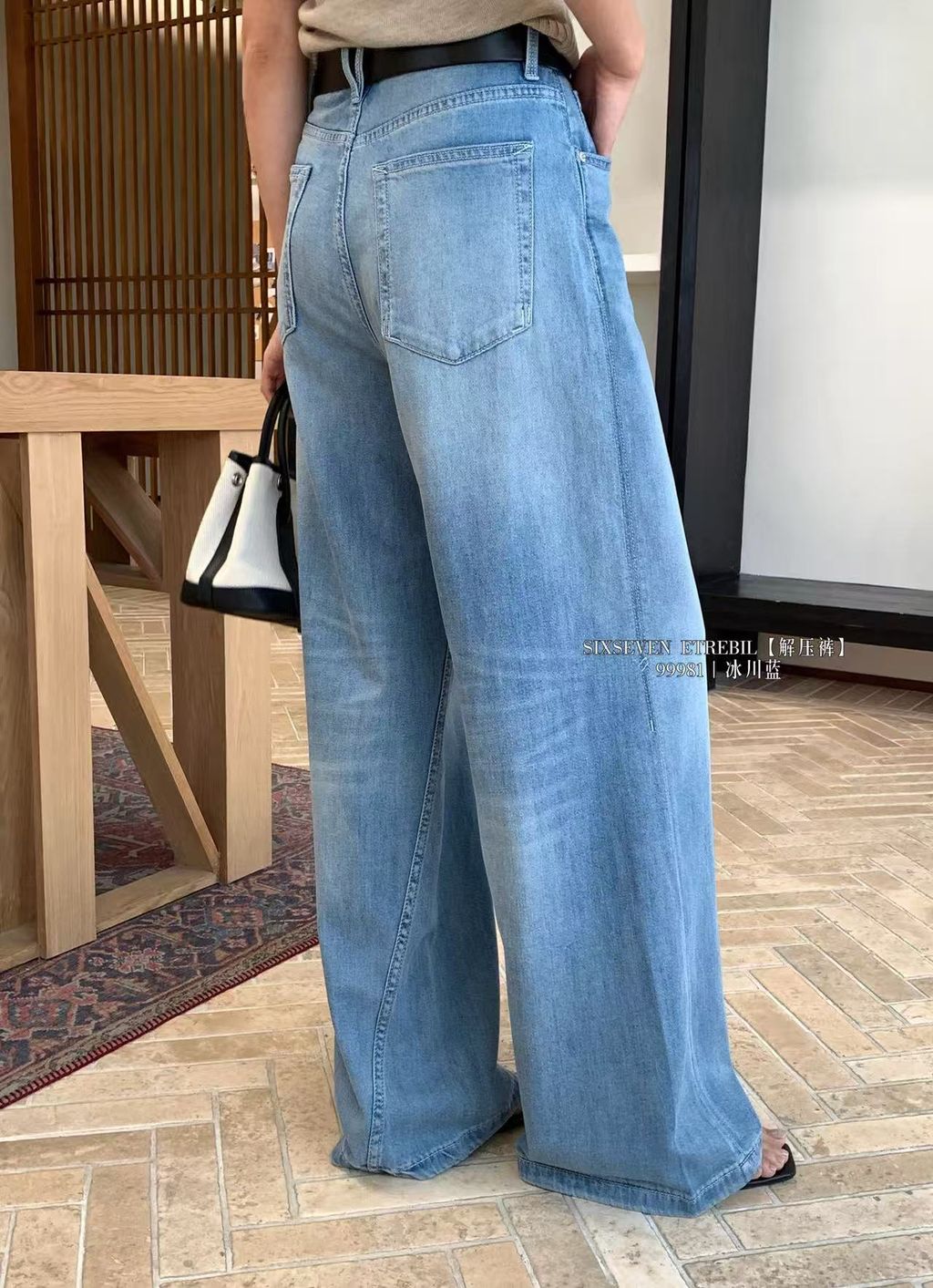 0da61972fbb145356d5c1ba3cb0582bb