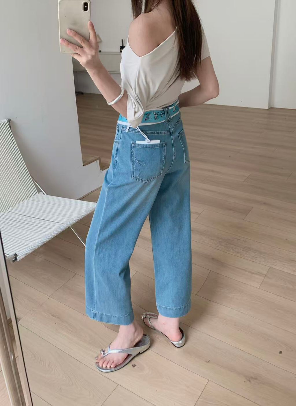 c26d7b7c237920d651973d8f1569d327