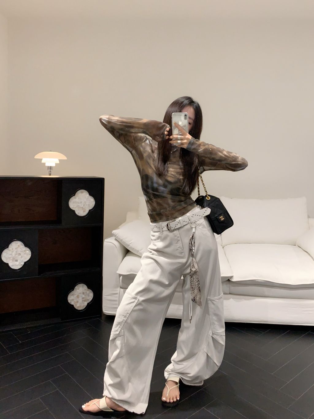 2371ddec19e1ab084cab970851e2bd81