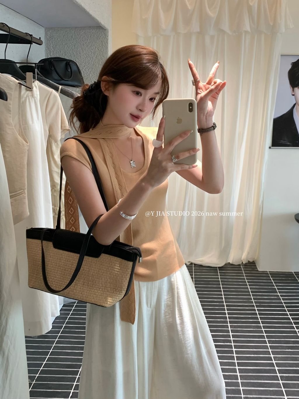 9903c6a6935ff134bc52f3845366860f