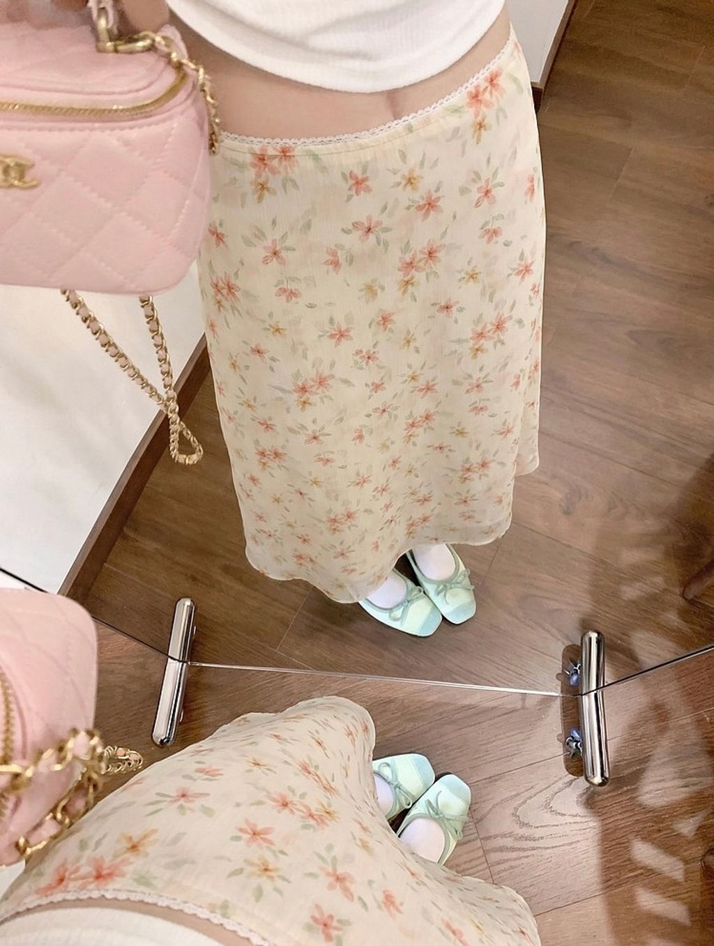 5fbebcafe61281de1a57a2f060decff7