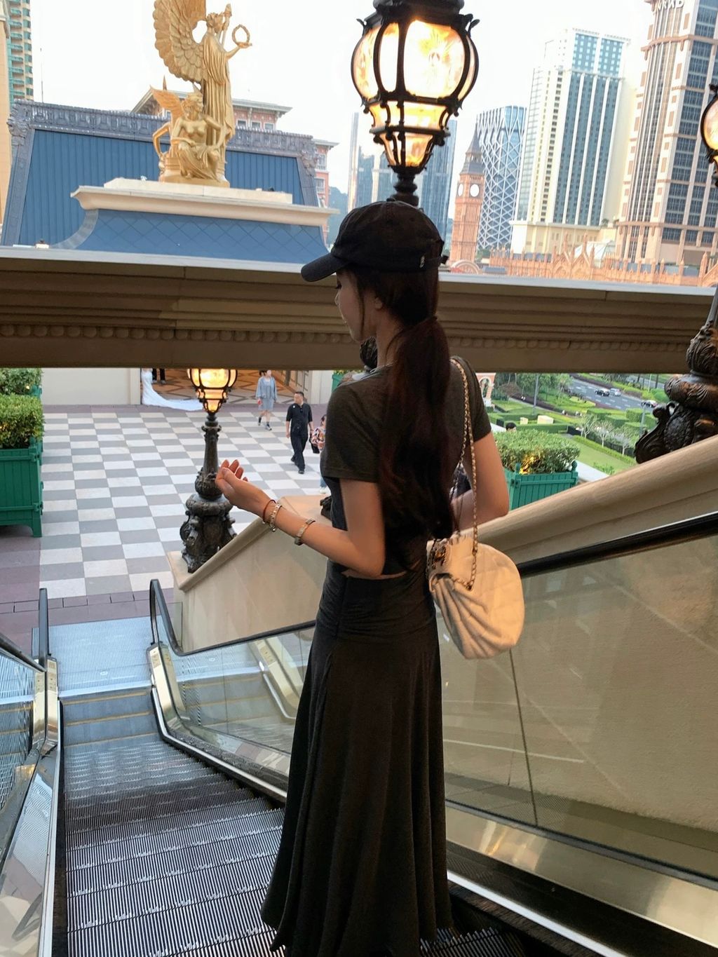 f775537583d85ac3884f0a9a38160abb