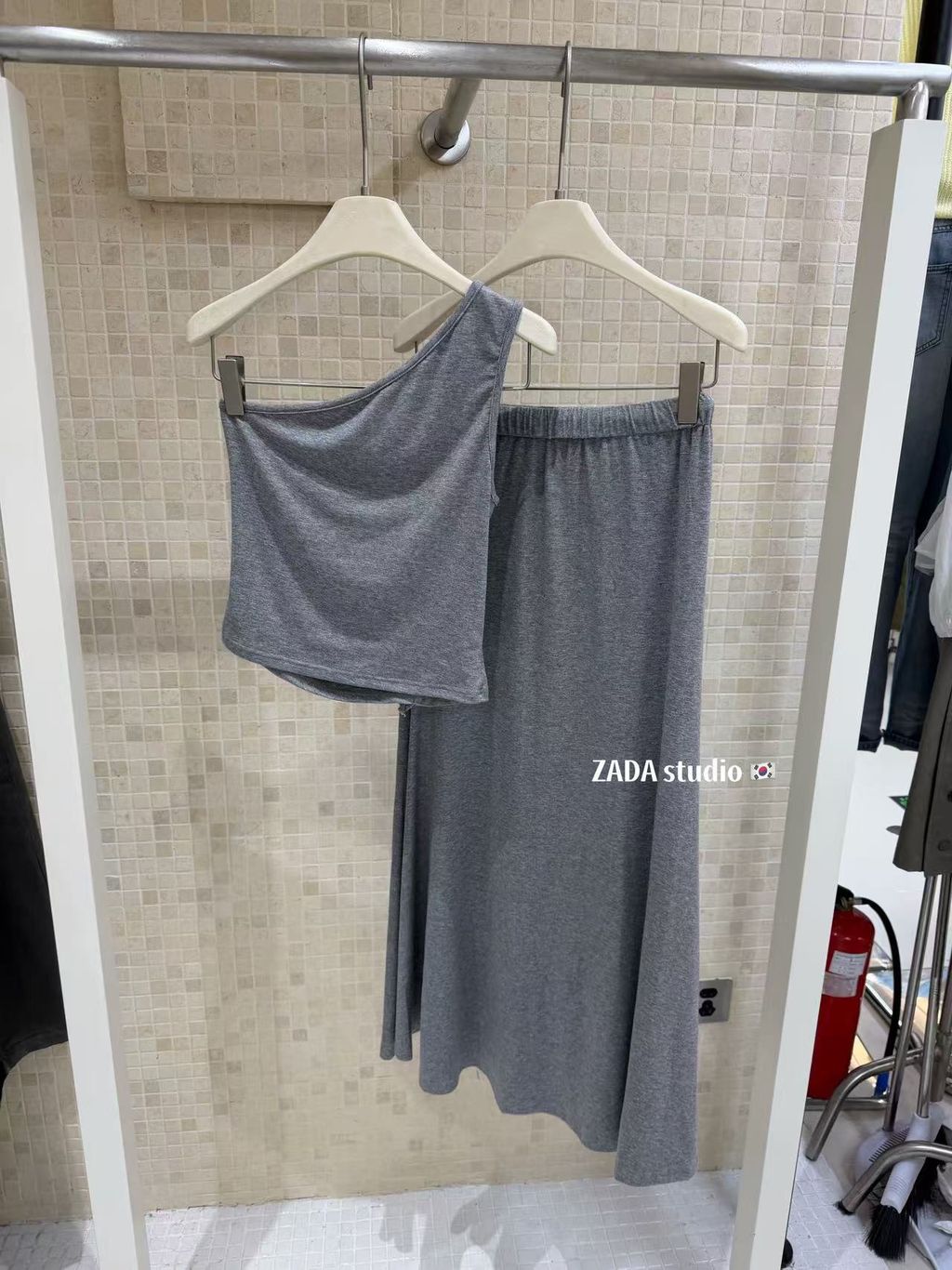 fe404d0e91179ec3ef83e09fe1fbef7d